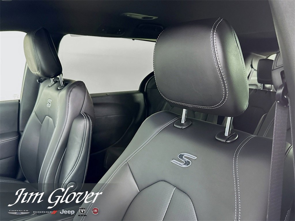 New 2026 Chrysler Pacifica Select w/ S Appearance Package image 24