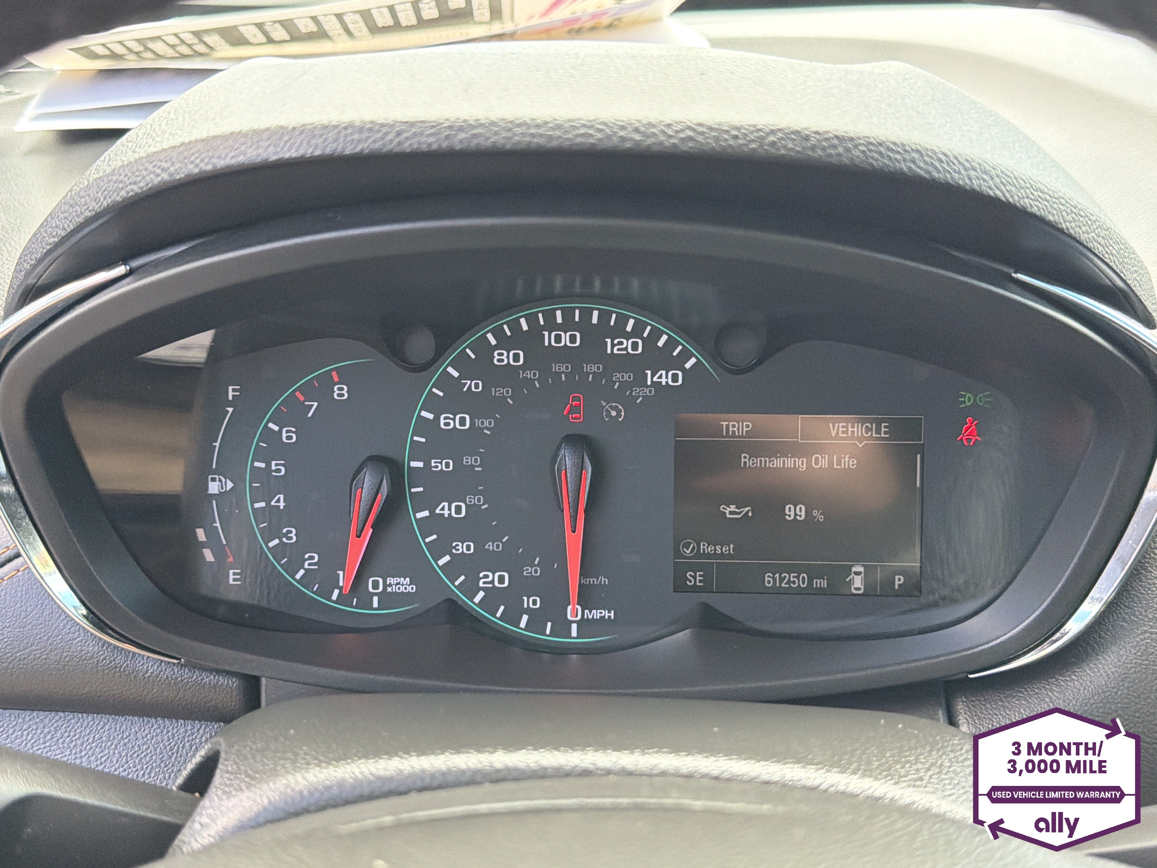 Used 2022 Chevrolet Trax LT w/ LT Convenience Package AWD/4WD image 21