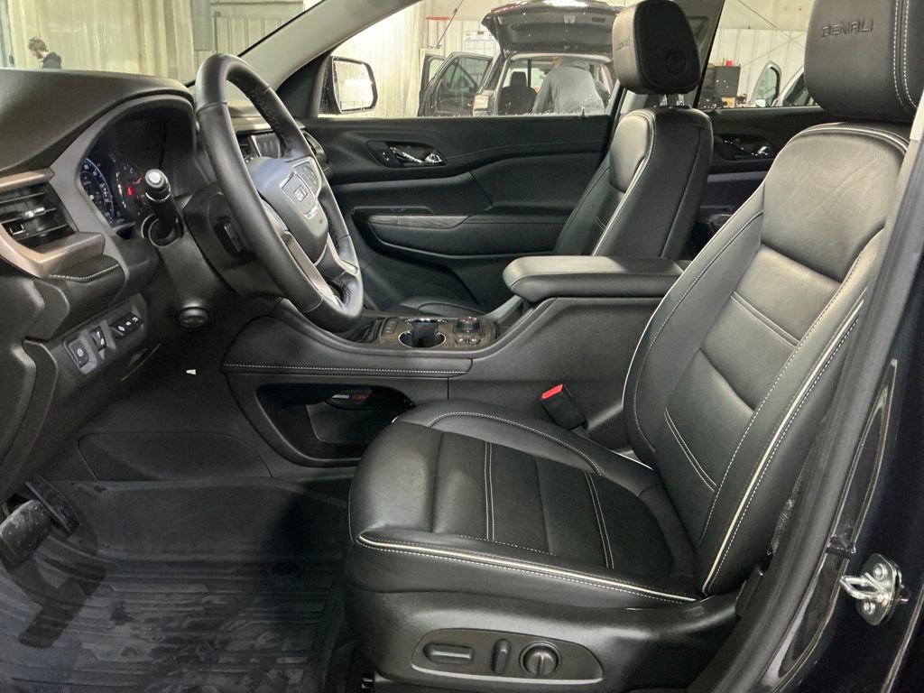 Certified 2023 GMC Acadia Denali w/ Denali Technology Package image 13