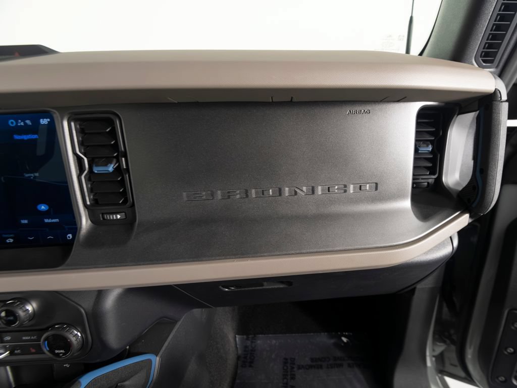 Used 2024 Ford Bronco Wildtrak AWD/4WD image 34