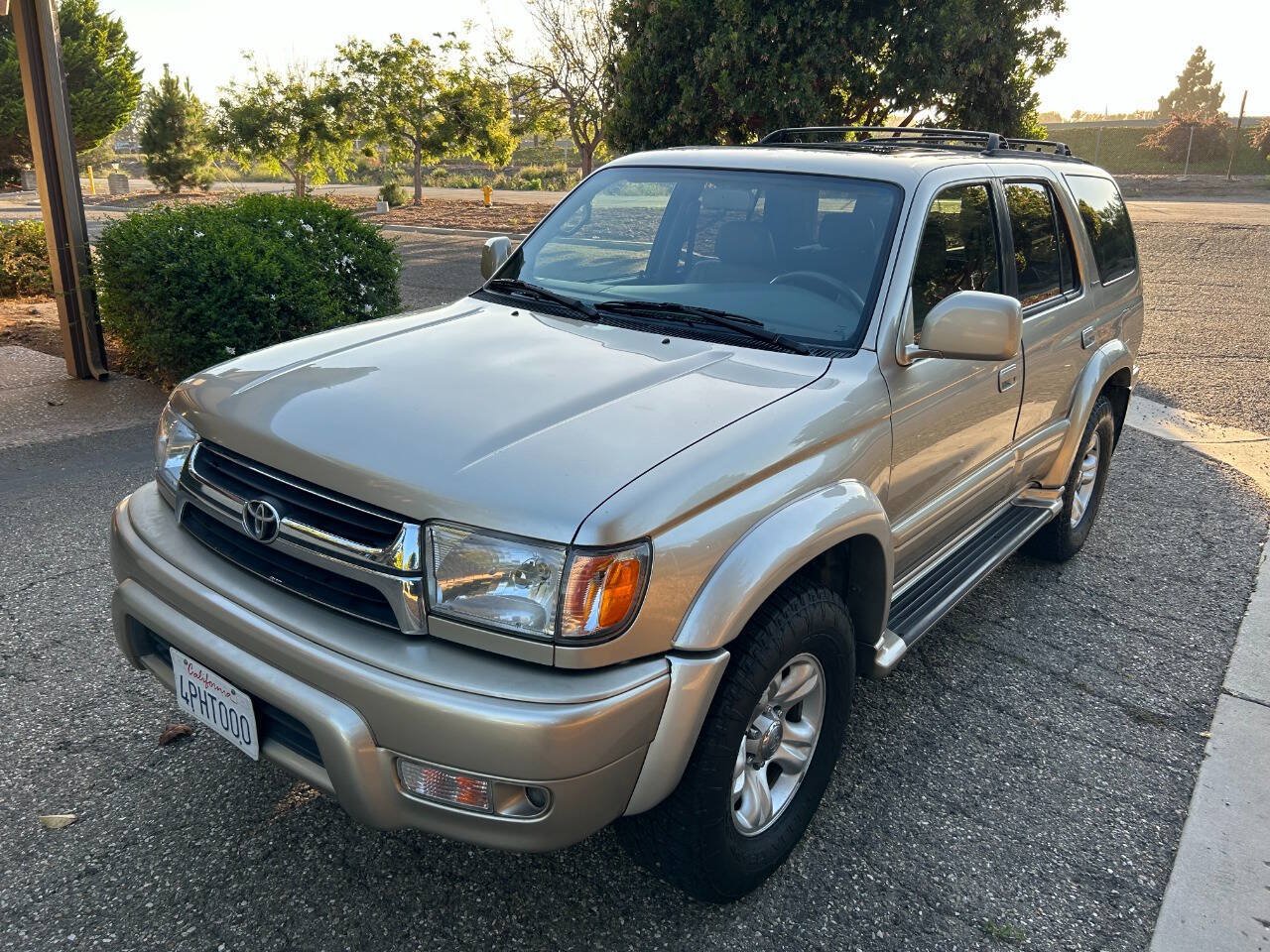 Used 2001 Toyota 4Runner Limited RWD image 3