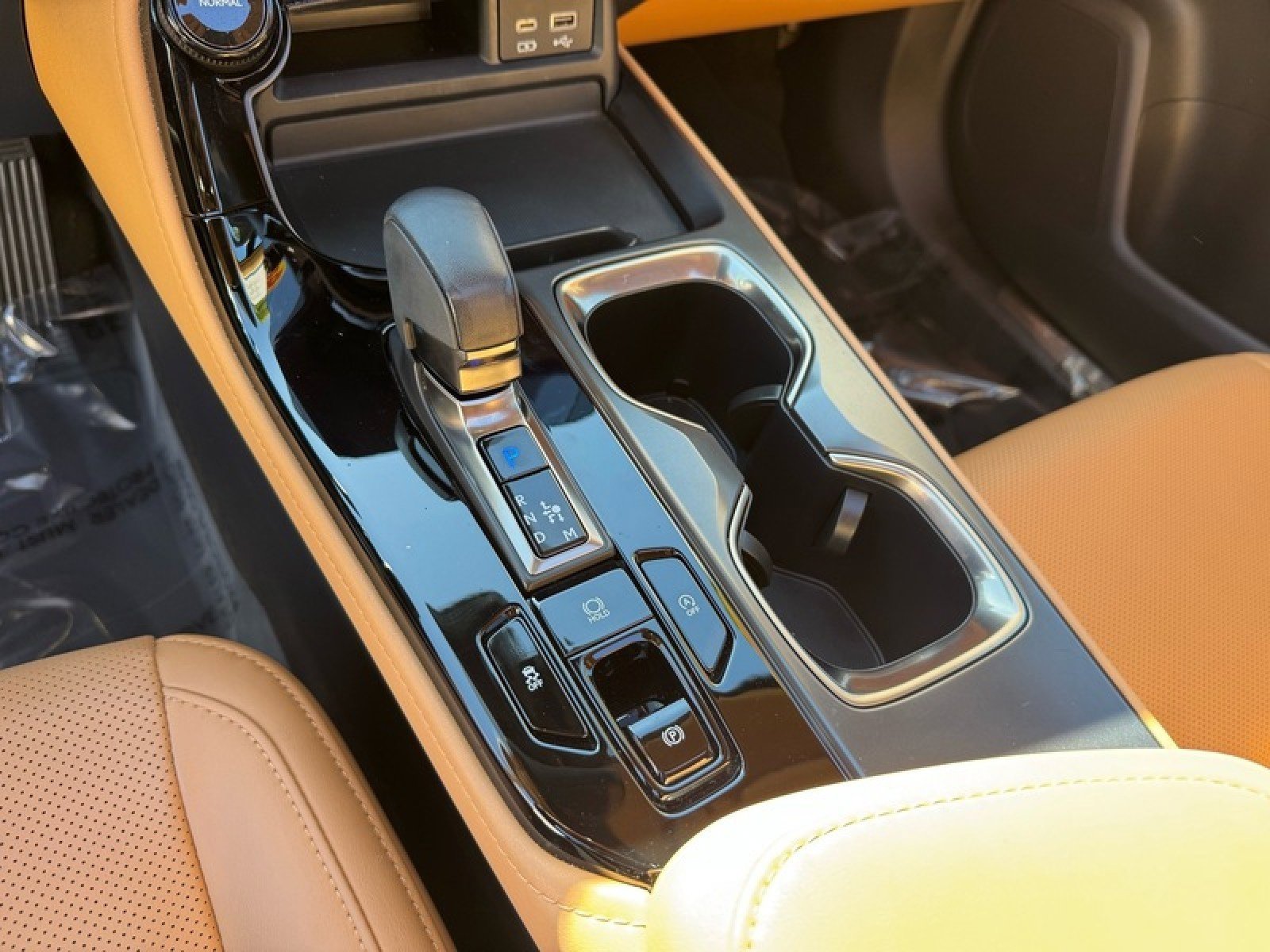 Used 2024 Lexus NX 250 FWD w/ Cold Area Package image 15