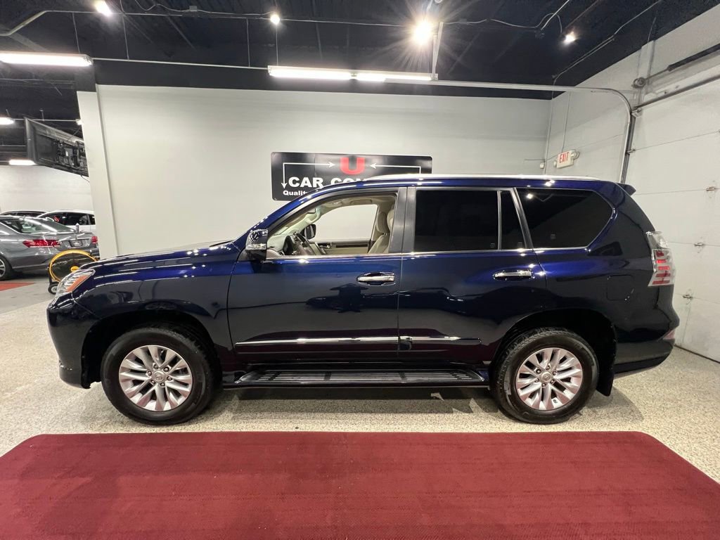 Used 2018 Lexus GX 460 Premium w/ Premium Package image 18