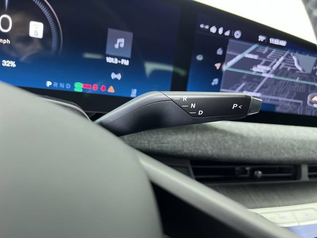 Used 2024 Lucid Air Touring AWD/4WD image 16