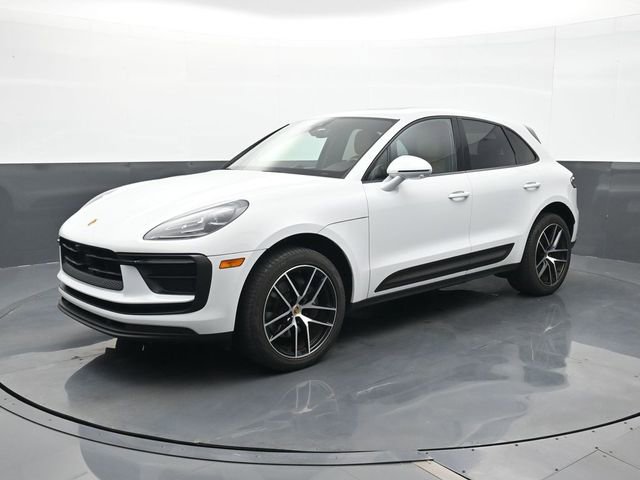 Certified 2023 Porsche Macan AWD/4WD video 1