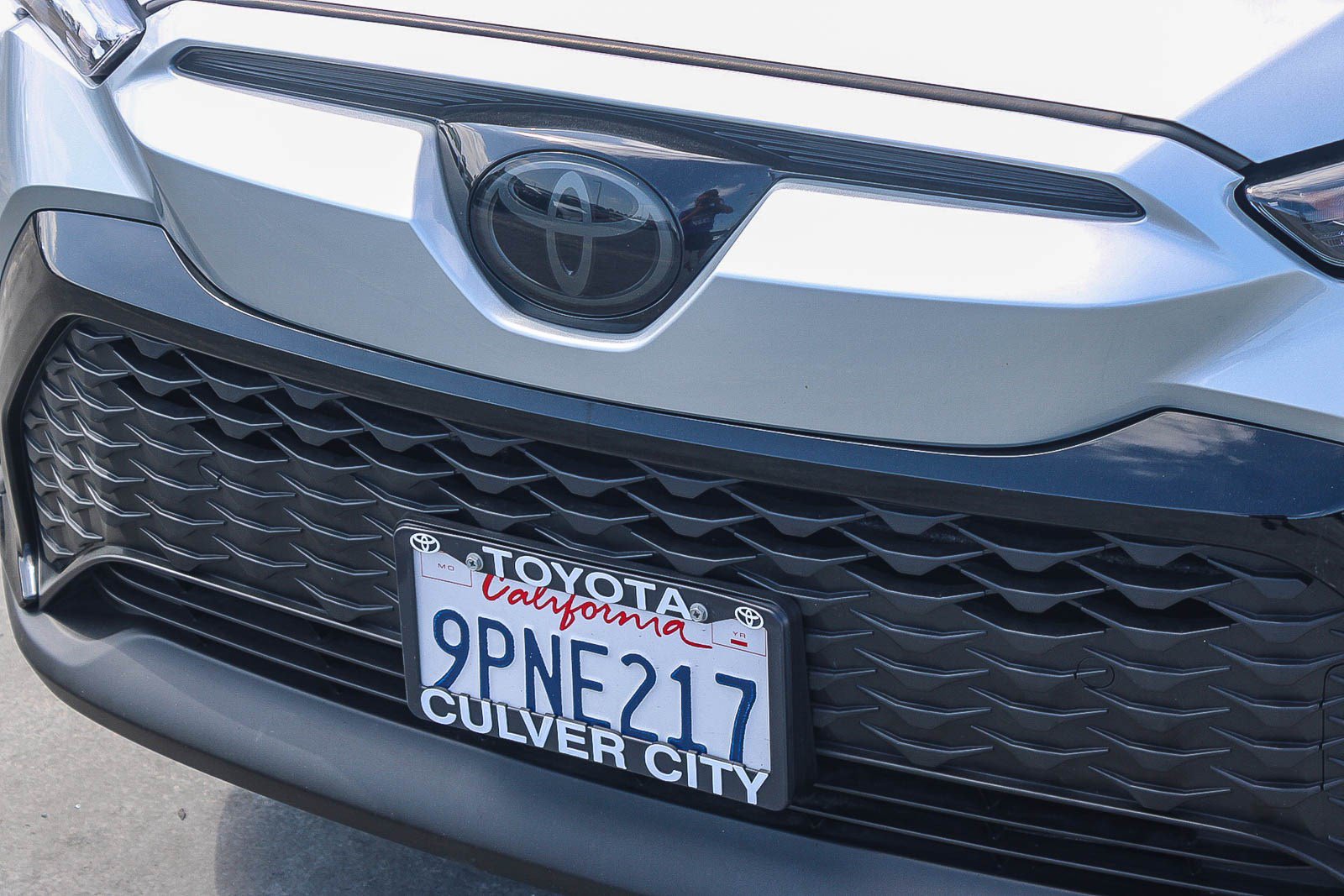 Used 2024 Toyota Corolla Cross AWD Hybrid image 6