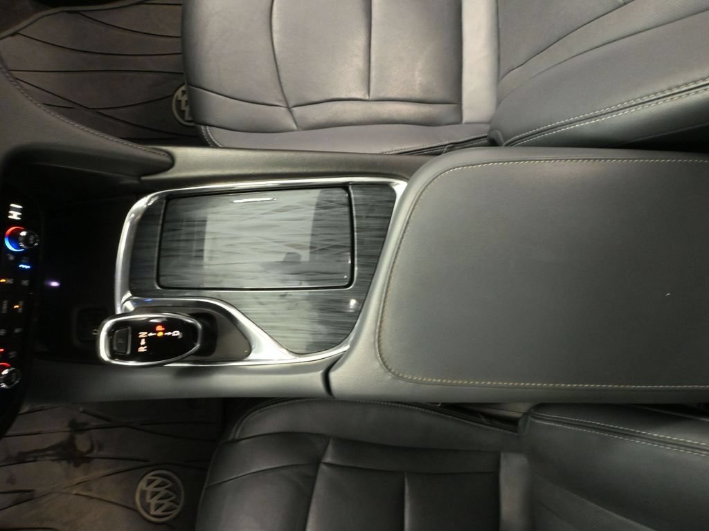 Used 2021 Buick Enclave Premium w/ Surround and Sites Package AWD/4WD image 36