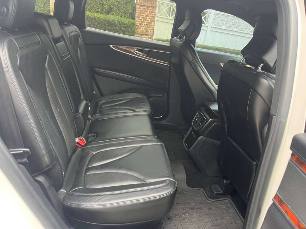 Used 2016 Lincoln MKX Select w/ Climate Package AWD/4WD image 11