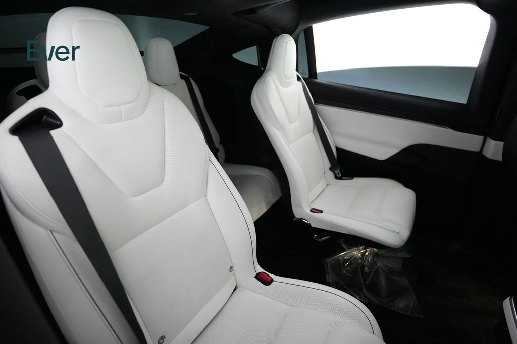 Used 2022 Tesla Model X Plaid AWD/4WD image 5