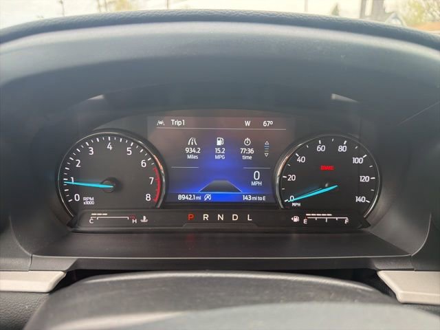 Used 2024 Ford Explorer XLT w/ Equipment Group 202A AWD/4WD image 17
