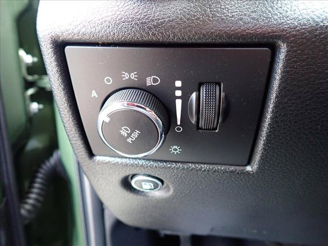 Used 2021 Jeep Grand Cherokee Trailhawk w/ Premium Lighting Group AWD/4WD image 18