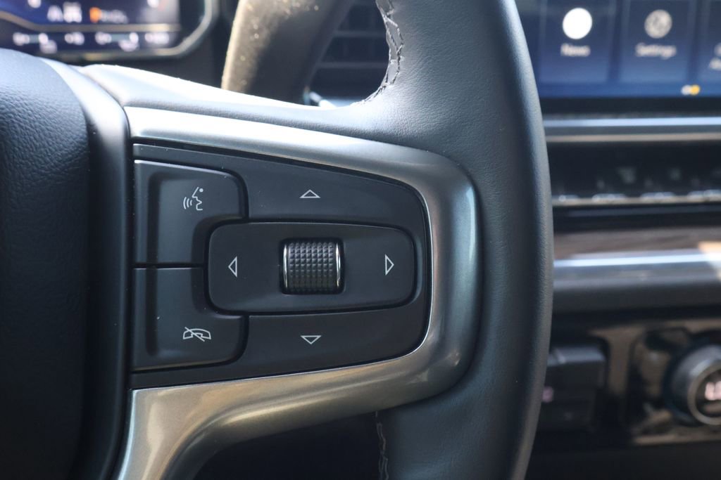 Used 2024 Chevrolet Silverado 2500 LT AWD/4WD image 21