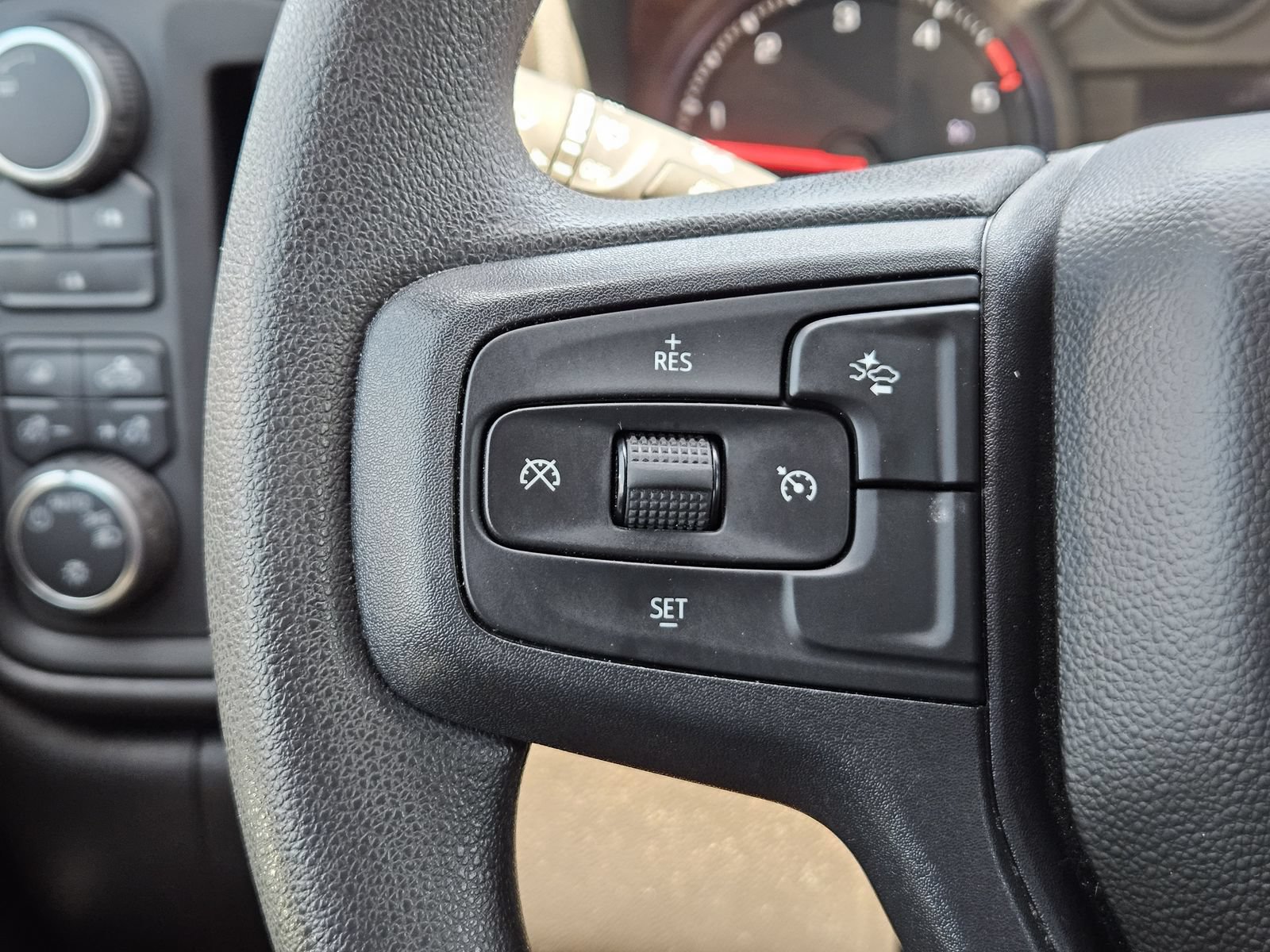 Certified 2025 Chevrolet Silverado 2500 Custom w/ Custom Value Package AWD/4WD image 29