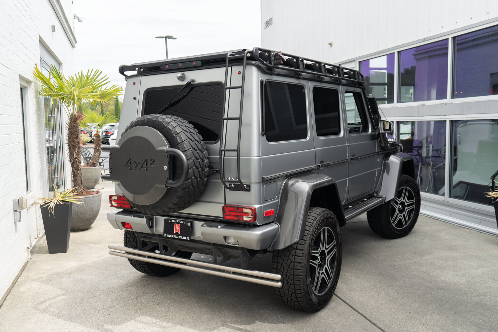 Used 2018 Mercedes-Benz G 550 Squared image 6