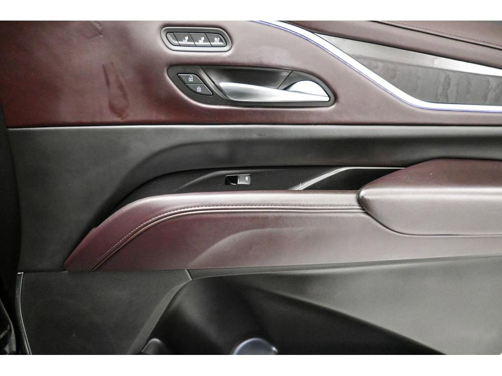 Certified 2022 Cadillac Escalade ESV Premium Luxury Platinum image 17