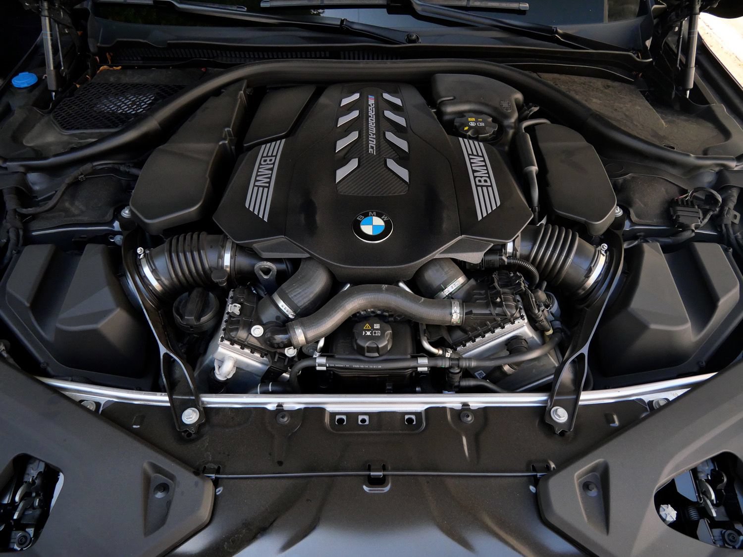 Used 2026 BMW M850i xDrive w/ M Sport Professional Package AWD/4WD image 22