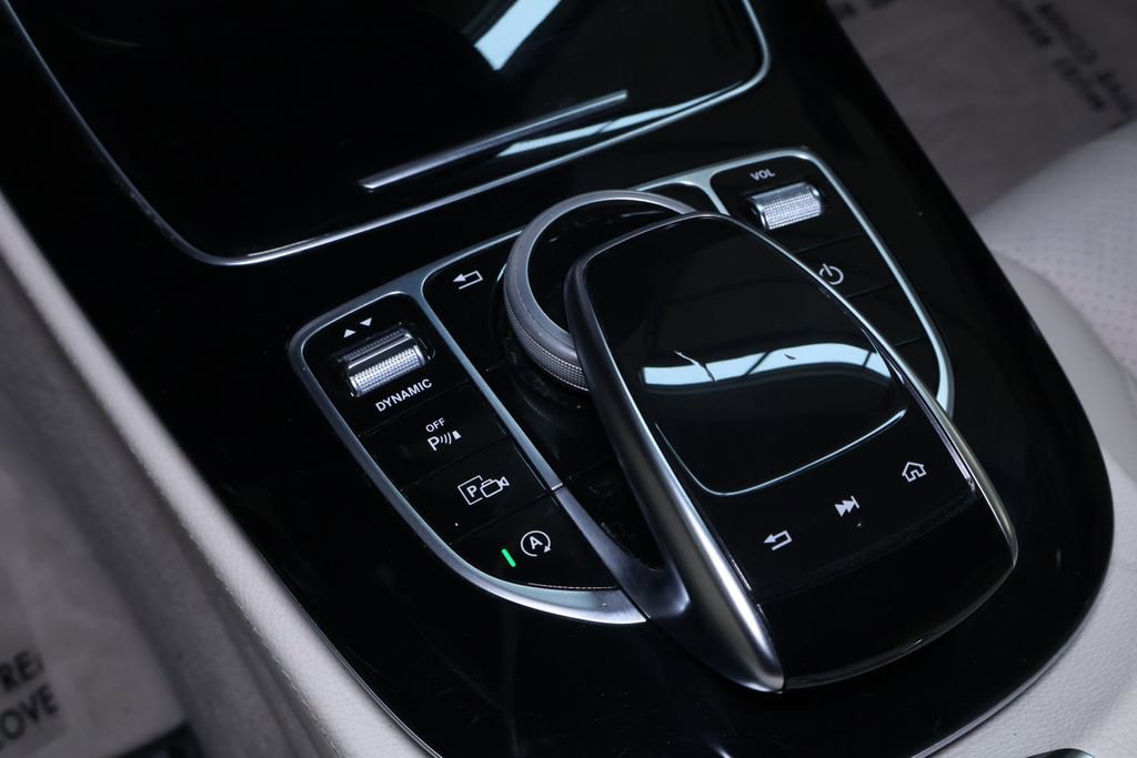 Used 2018 Mercedes-Benz E 300 4MATIC w/ Premium 1 Package image 33