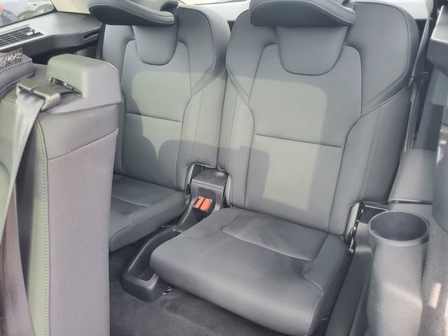 Certified 2025 Volvo XC90 B6 Plus AWD/4WD image 33