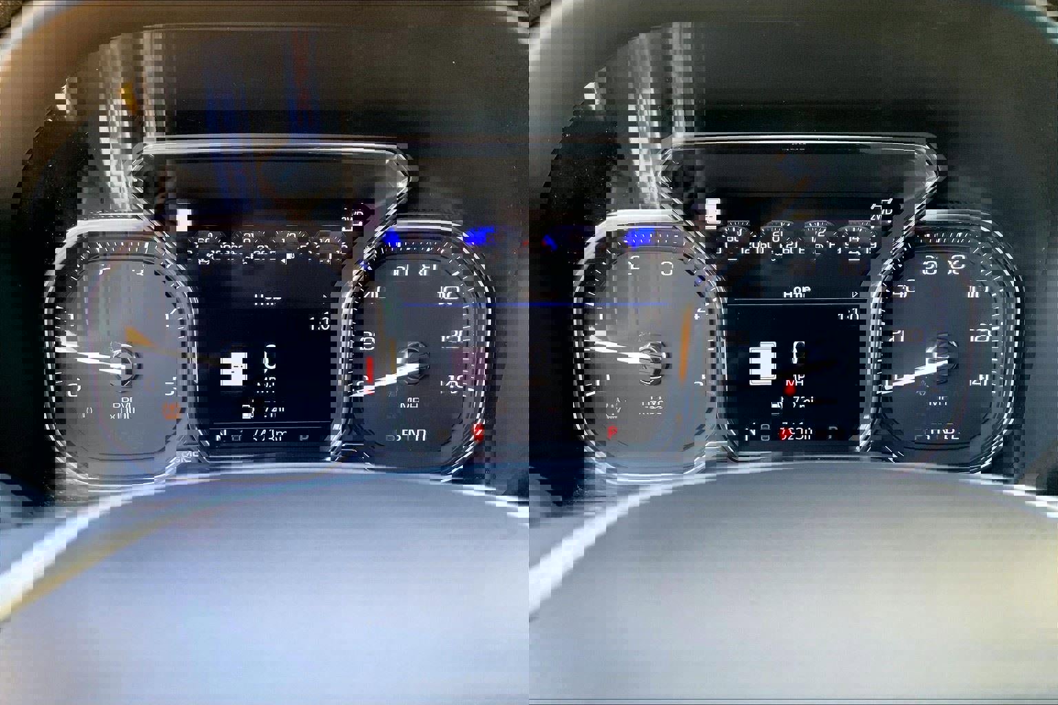 Used 2023 GMC Sierra 3500 Denali w/ Denali Ultimate Package image 18