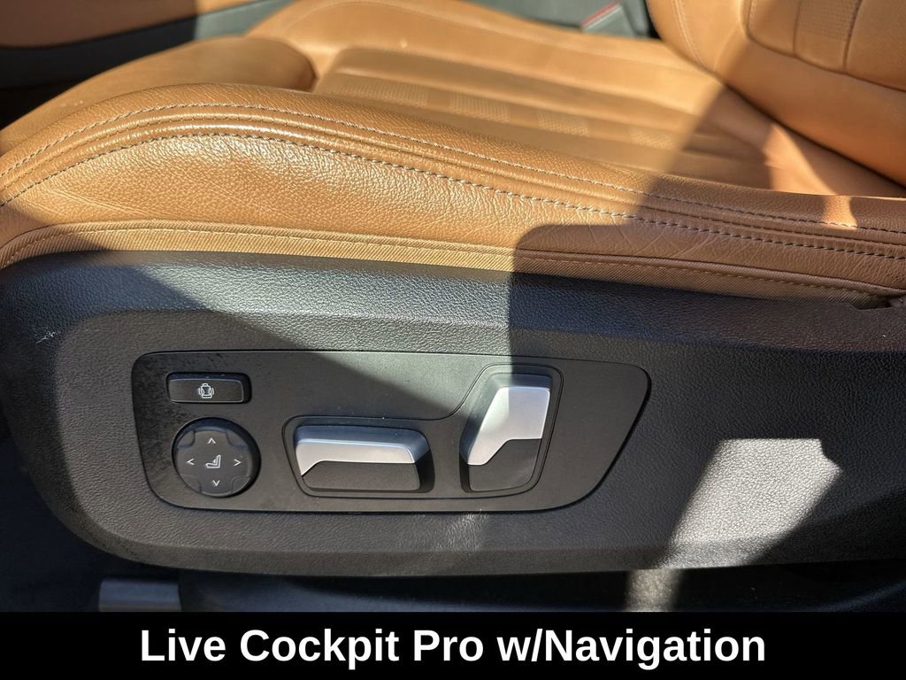 Used 2022 BMW X5 xDrive40i w/ Premium Package image 17