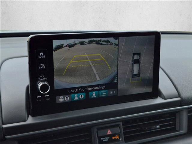 Used 2025 Honda Pilot Elite image 13