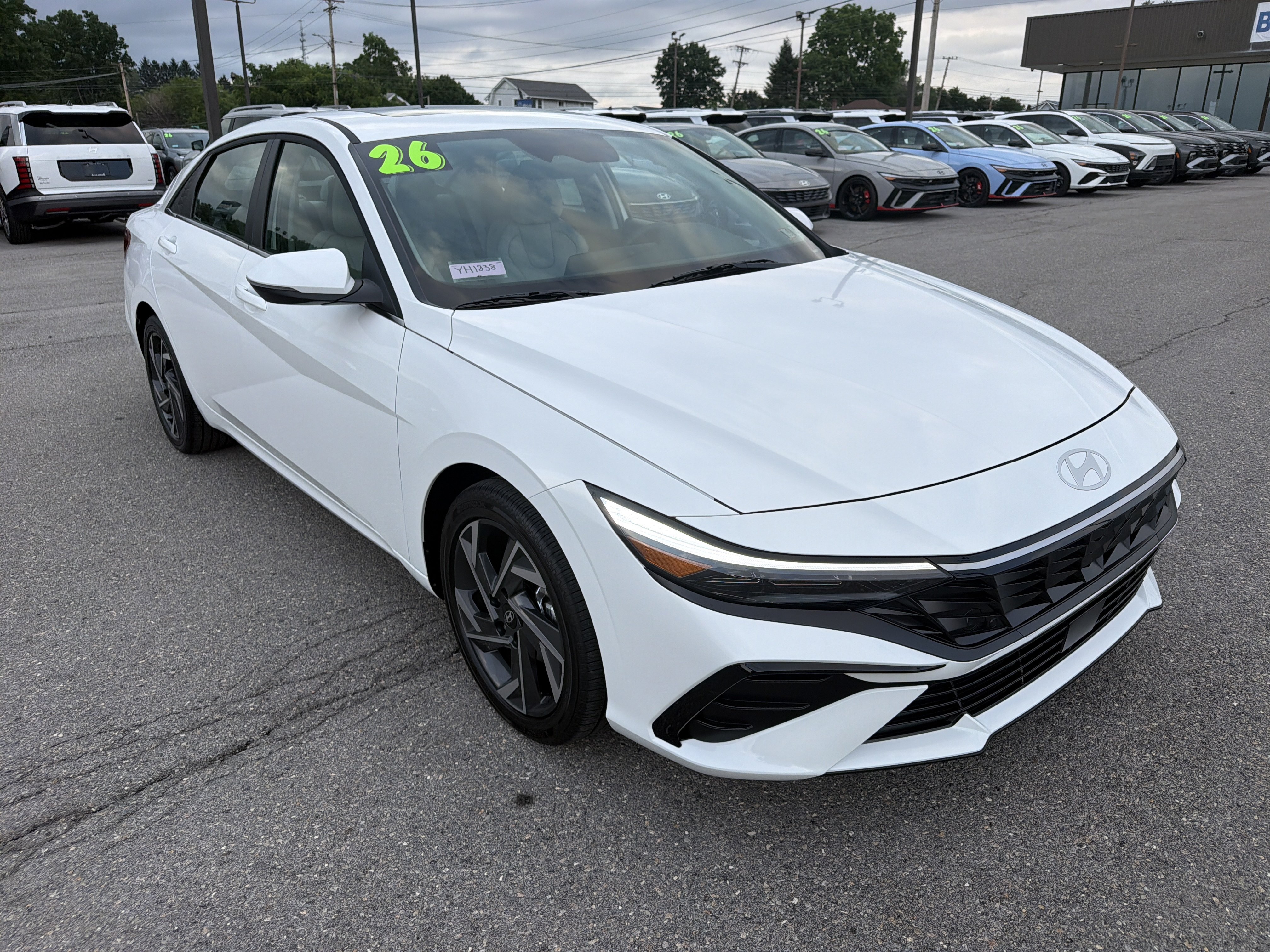 New 2026 Hyundai Elantra Limited w/ Cargo Package