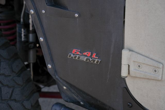 Used 2016 Jeep Wrangler Unlimited Rubicon w/ Connectivity Group image 14