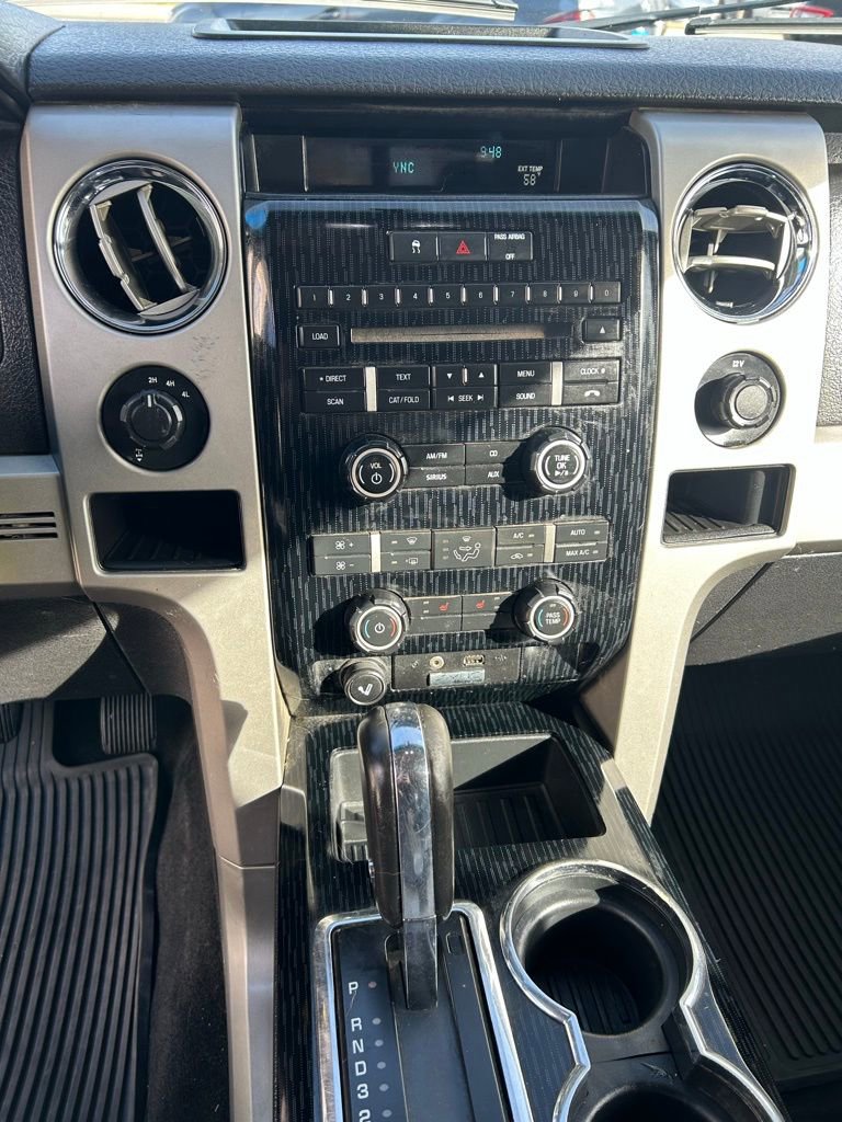 Used 2010 Ford F150 Lariat image 19