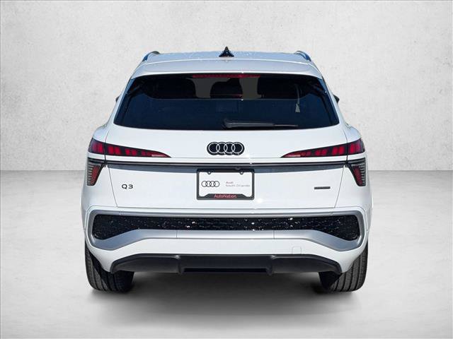 New 2026 Audi Q3 quattro 2.0T w/ 19" Wheel Package AWD/4WD image 6