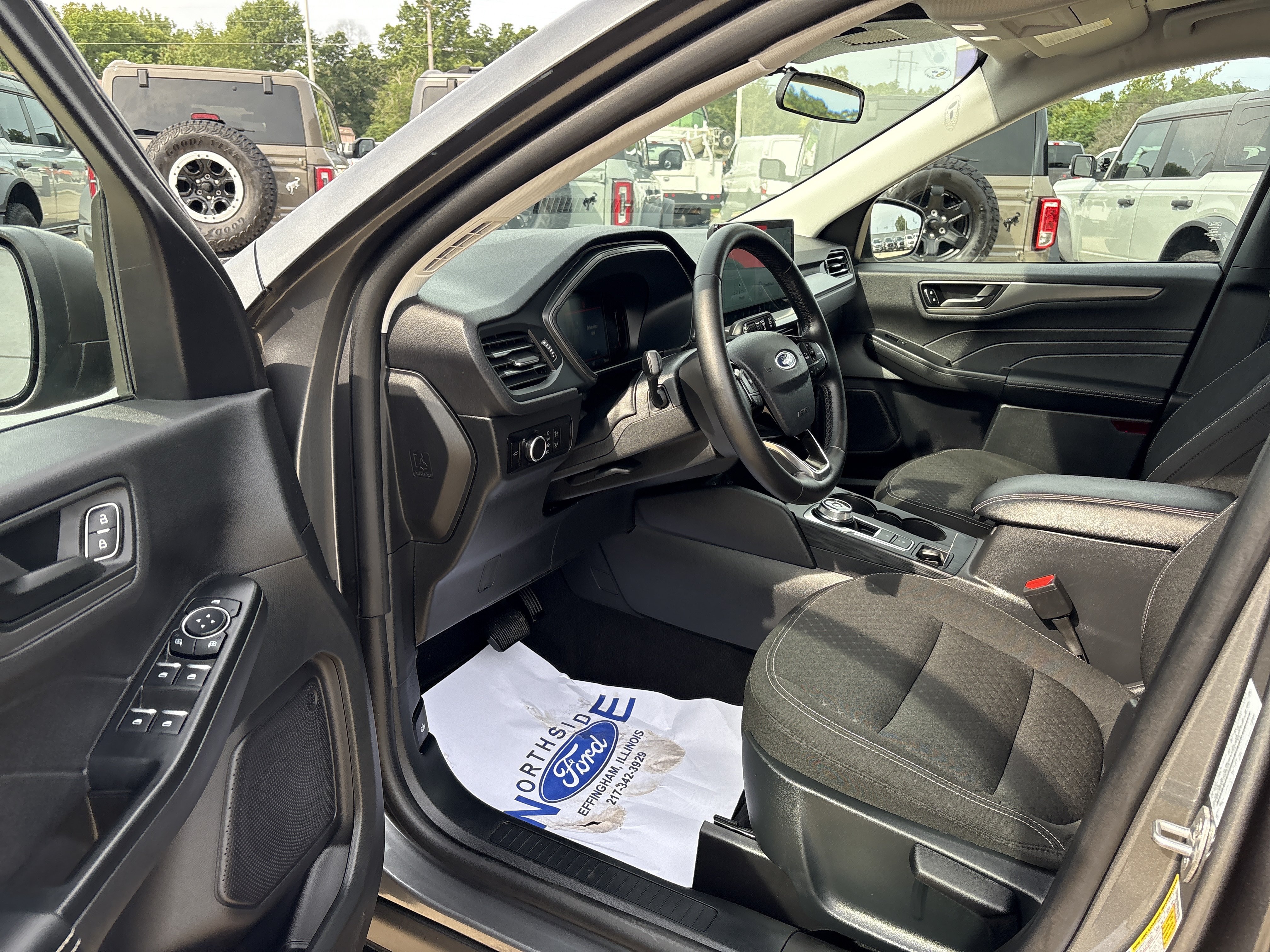 Used 2026 Ford Escape Active w/ Tech Pack #1 AWD/4WD image 9