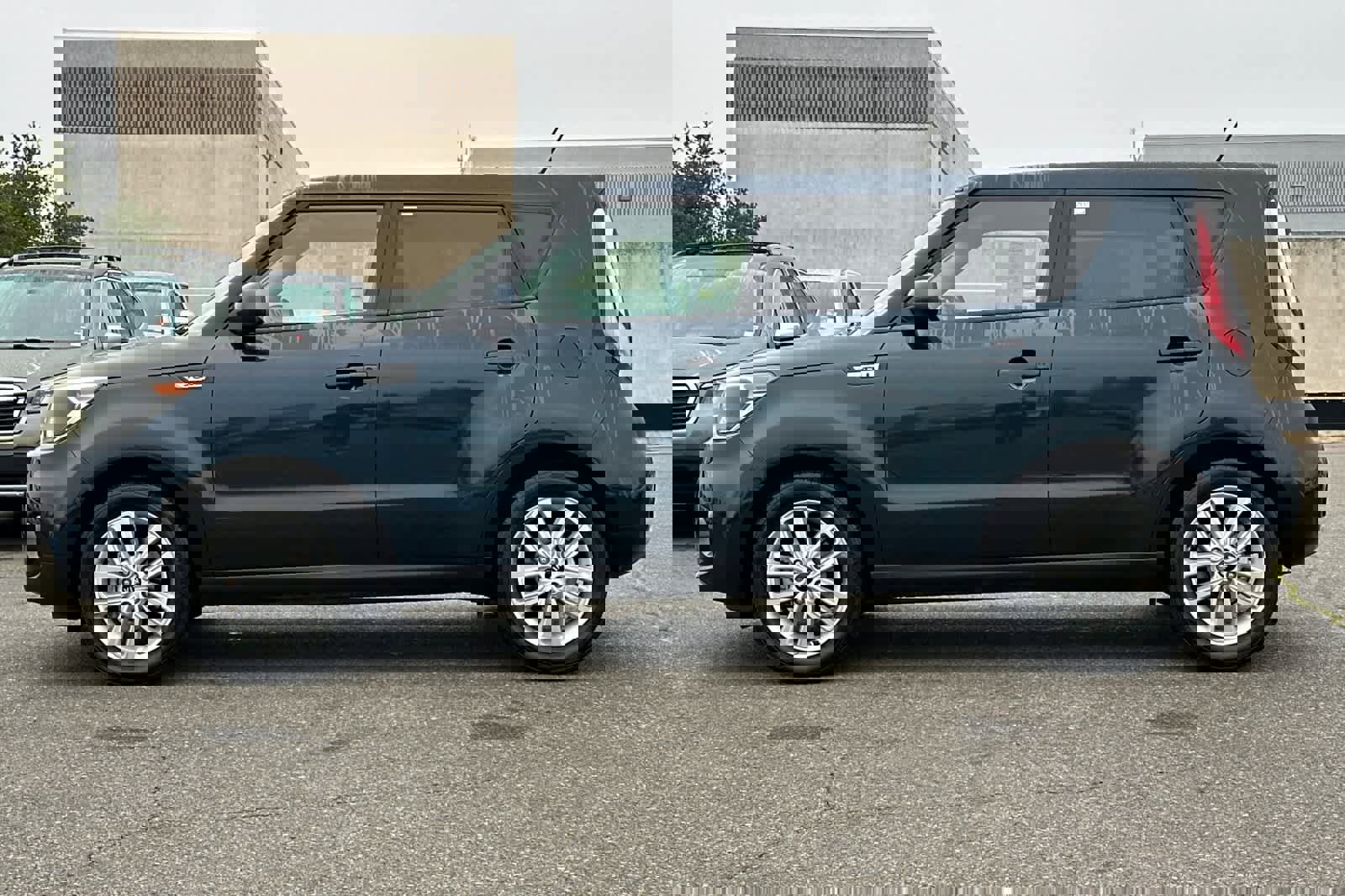 Used 2019 Kia Soul + image 9