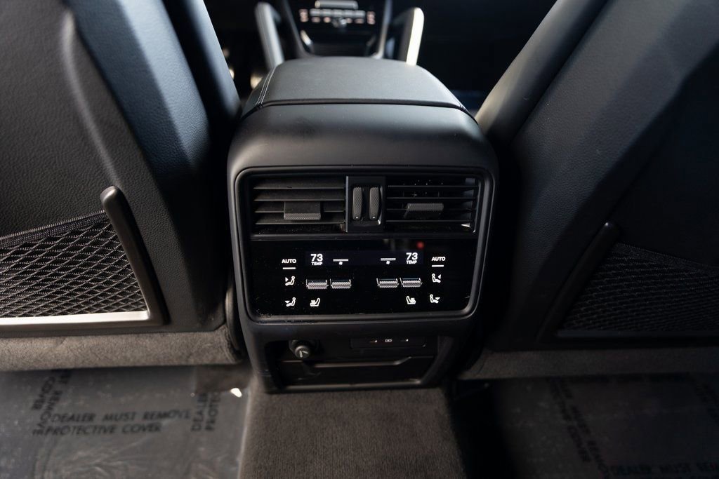 Certified 2025 Porsche Cayenne GTS image 21