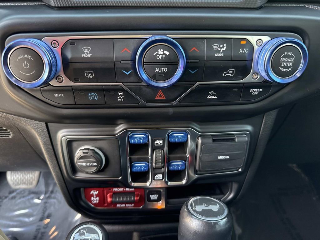 Used 2021 Jeep Wrangler Unlimited Rubicon 4xe image 30