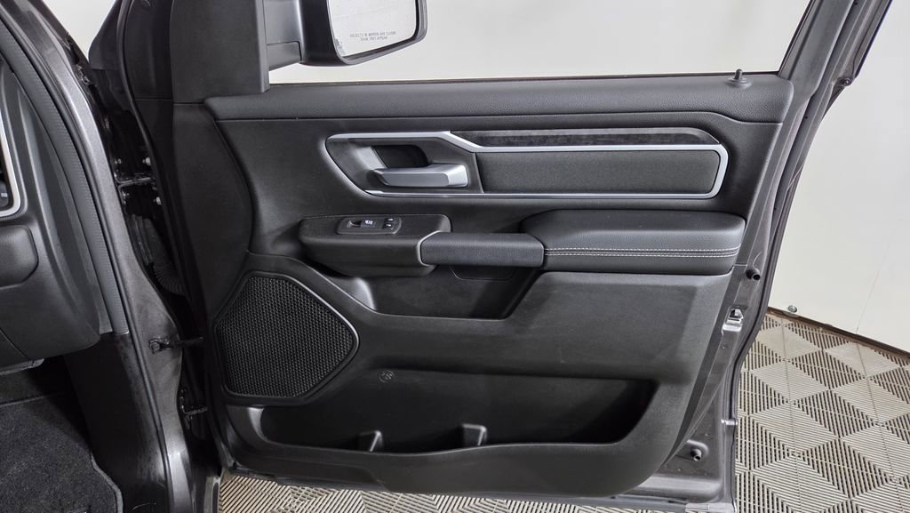 Used 2023 RAM 1500 Big Horn image 32