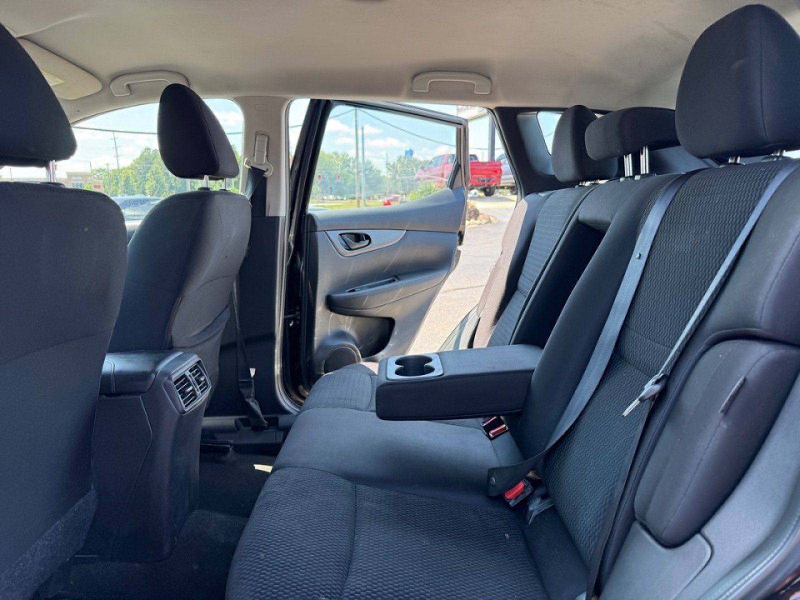 Used 2020 Nissan Rogue Sport S AWD/4WD image 27