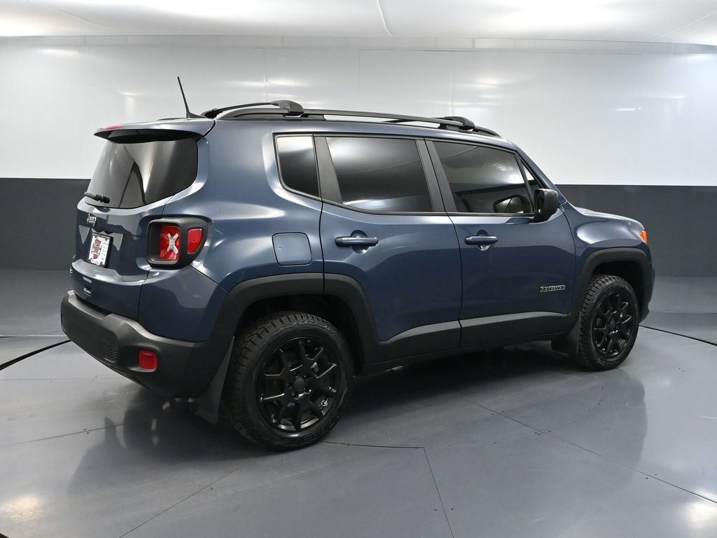 Used 2023 Jeep Renegade Latitude w/ Sun/Sound Group image 6