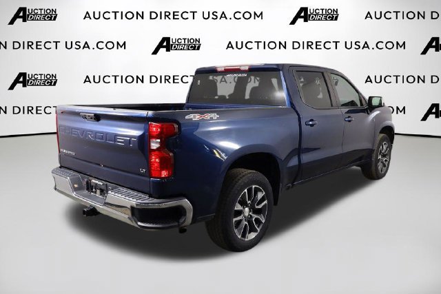 Used 2023 Chevrolet Silverado 1500 LT AWD/4WD image 46