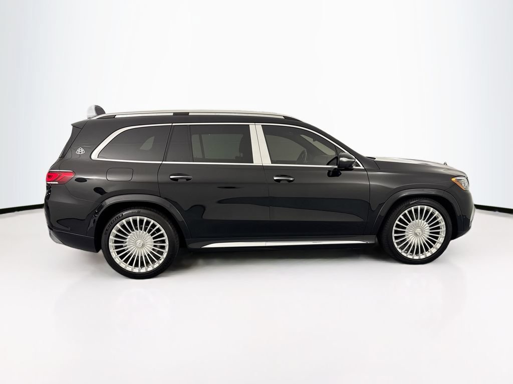 Used 2021 Mercedes-Benz Maybach GLS 600 4MATIC image 4