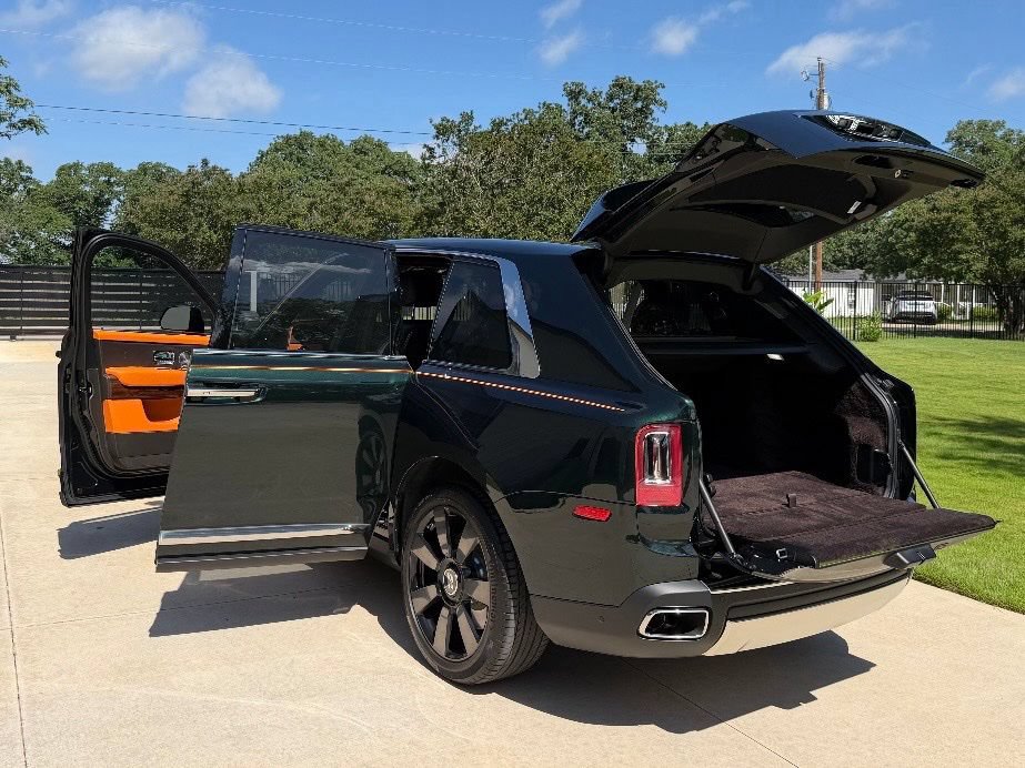 Used 2023 Rolls-Royce Cullinan w/ Cullinan Package AWD/4WD image 14