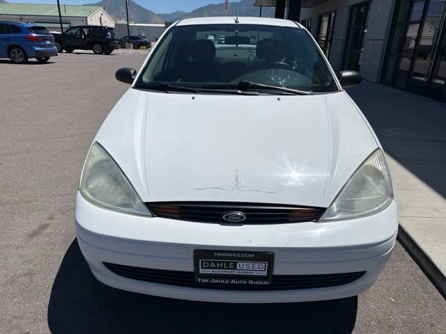 Used 2001 Ford Focus SE FWD image 2
