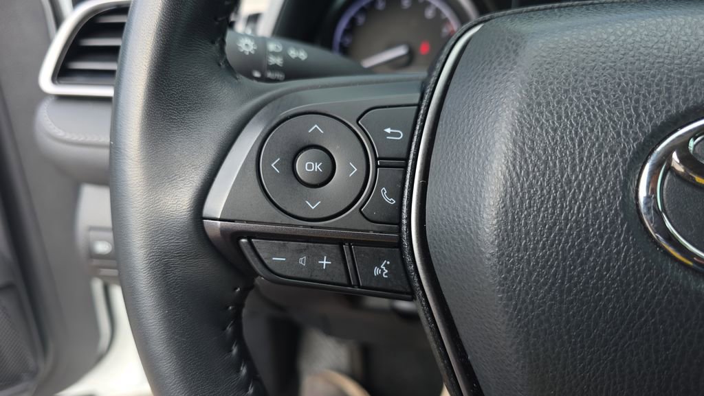Used 2024 Toyota Camry SE FWD image 20