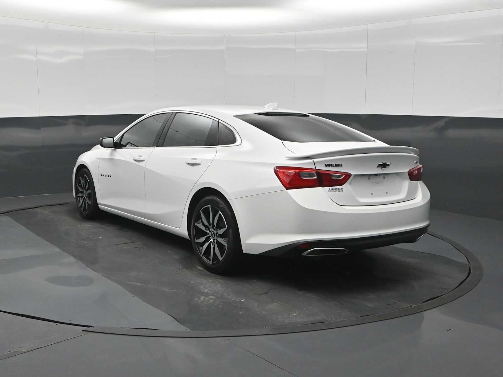 Used 2021 Chevrolet Malibu RS FWD image 6
