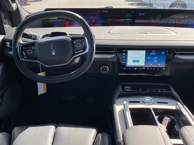 New 2026 Lincoln Navigator Reserve w/ Jet Appearance Package image 6