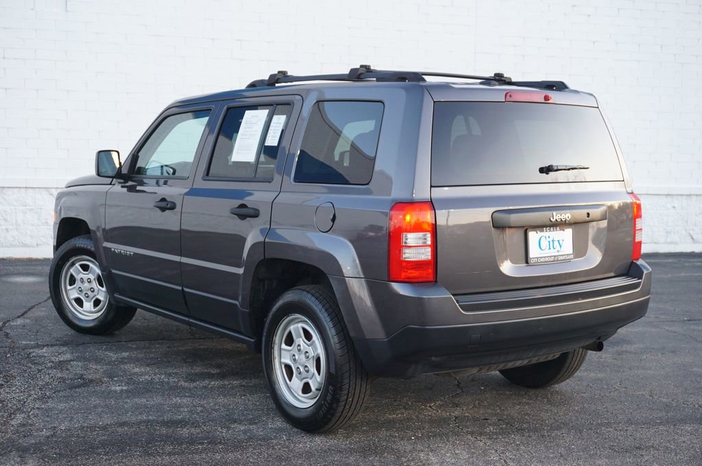 Used 2016 Jeep Patriot Sport image 7