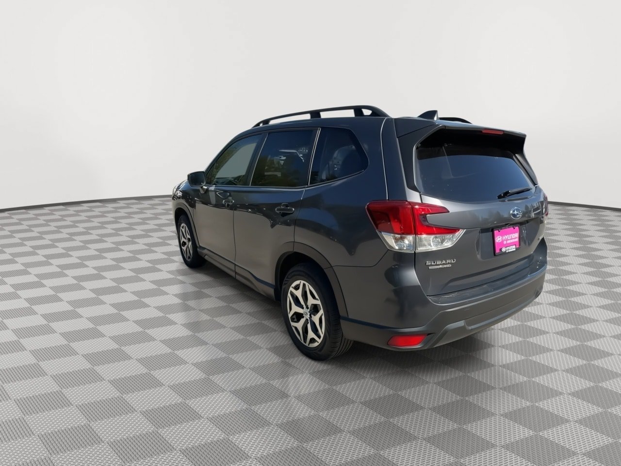 Used 2022 Subaru Forester Premium AWD/4WD image 6