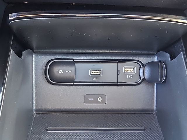 Certified 2022 Kia Telluride EX image 17