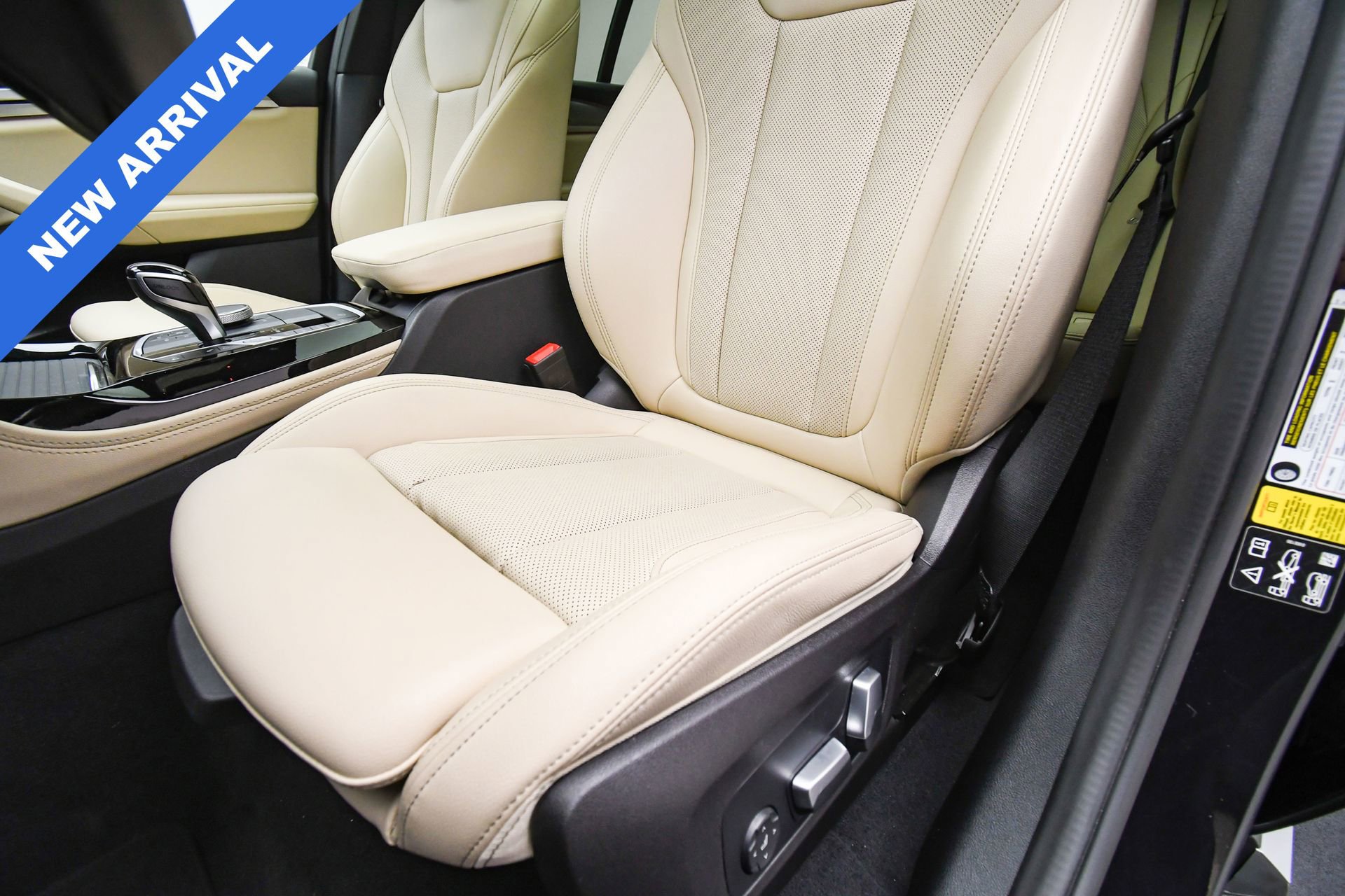 Used 2023 BMW X4 xDrive30i w/ Convenience Package image 51