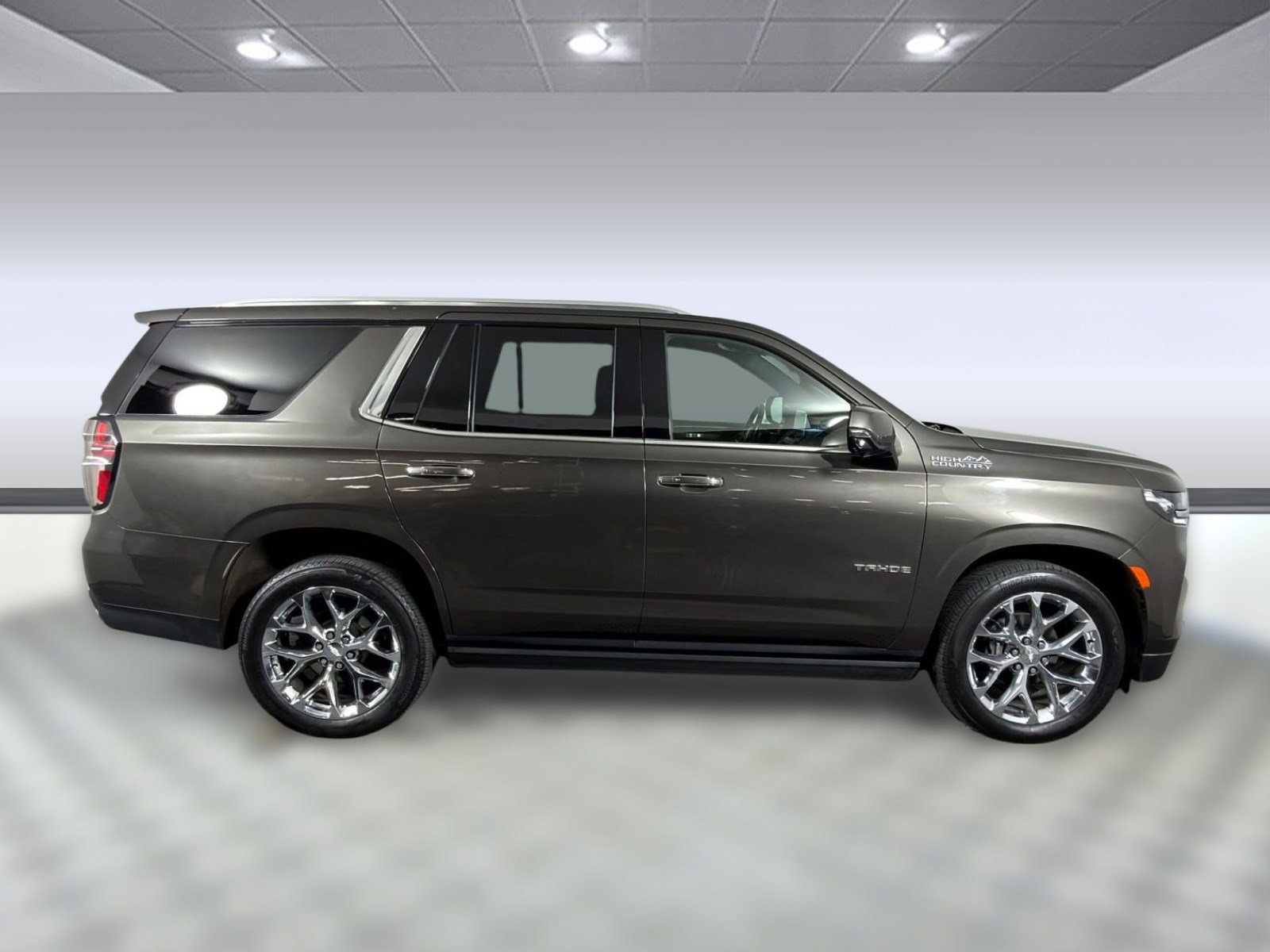 Used 2021 Chevrolet Tahoe High Country w/ Premium Package image 7