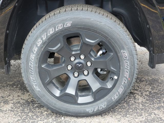New 2026 RAM 1500 4x4 Crew Cab image 5