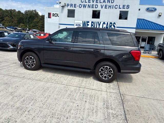 Used 2024 Ford Expedition XLT AWD/4WD image 14